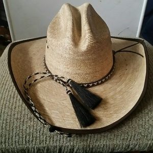Gently used Jason Aldean collection cowboy hat